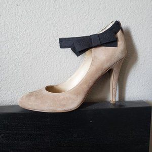 Nine West Schweeto Bow High Heels